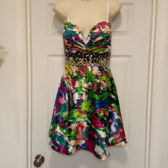 🆕 Colorful👗by Evenings by Allure 👗size 4💠- Picture 8 of 15